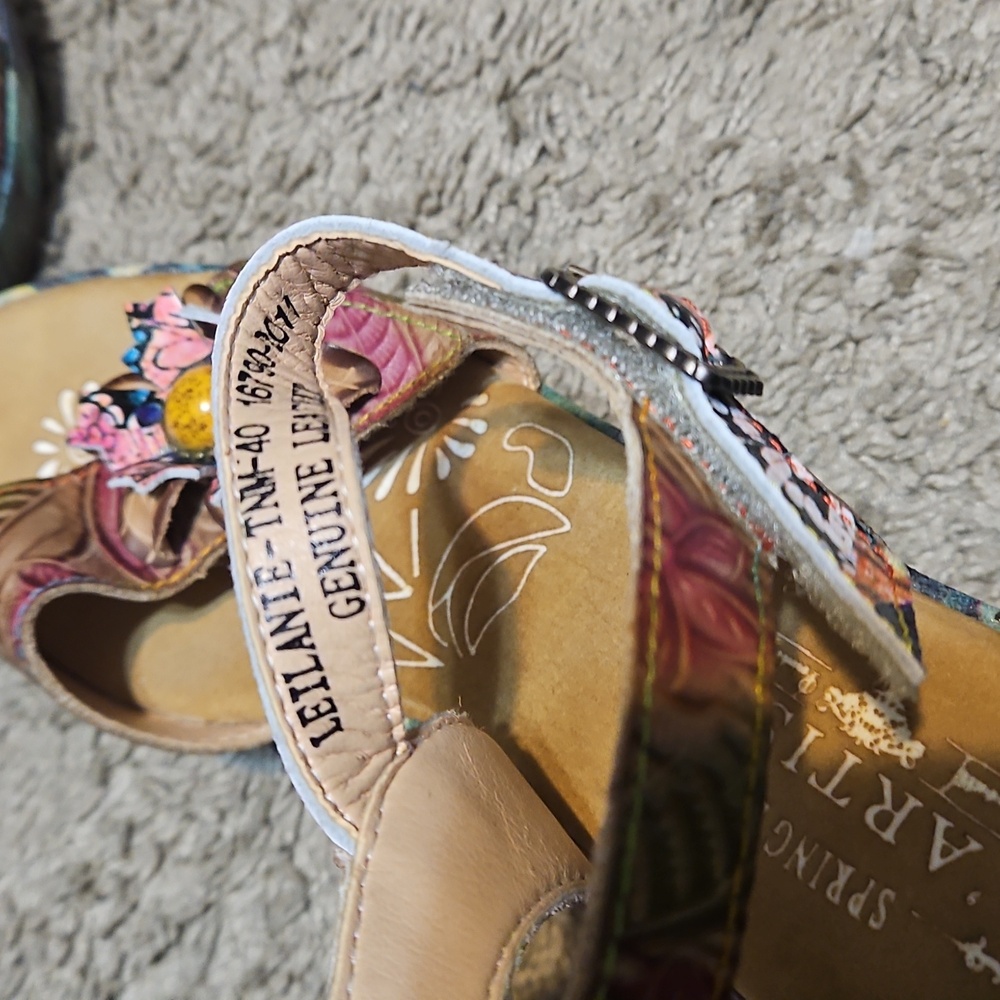 L'ARTISTE Spring Step Leilanie Slingback Leather Floral Sandals - Picture 9 of 12